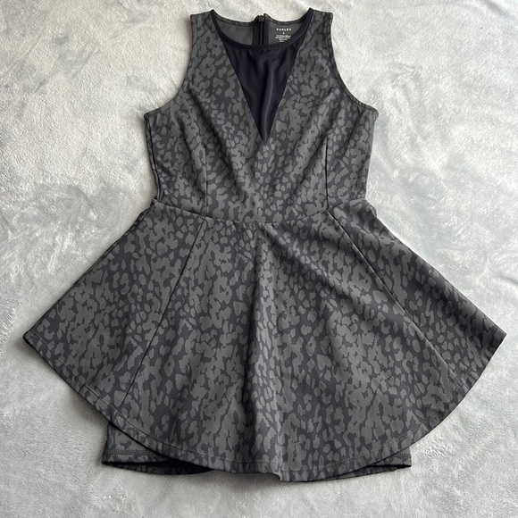🎯Rare NWOT Varley Tennis Dress Shadow Animal Size Small - Picture 3 of 16
